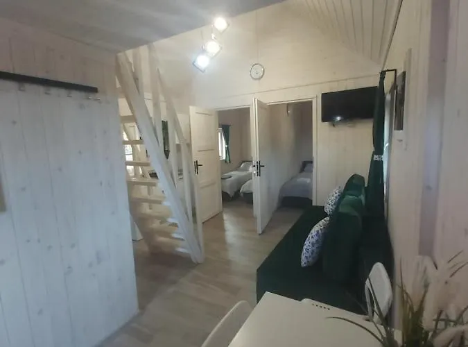 Gerendaház Farwne Checze - Kolorowe Wdzydze Kiszewskie