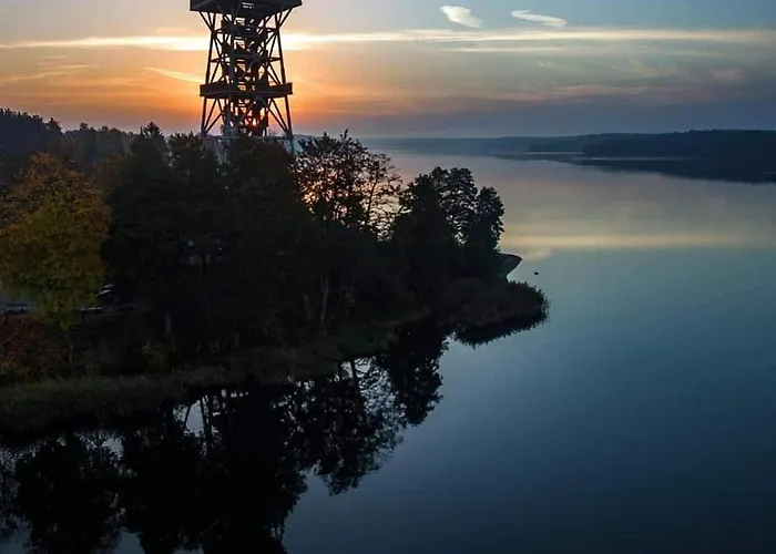 Farwne Checze - Kolorowe Wdzydze Kiszewskie
